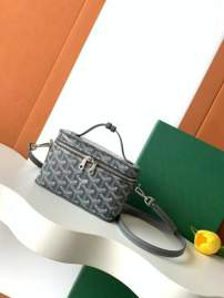 Picture of Goyard Handbags _SKUfw225676255fw